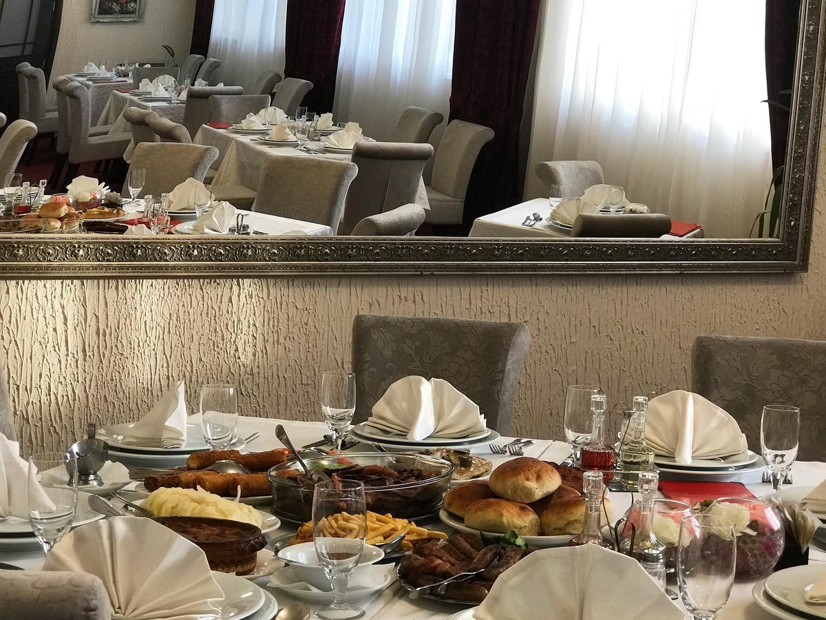 Golden Inn Hotel Majdanpek Екстериор снимка