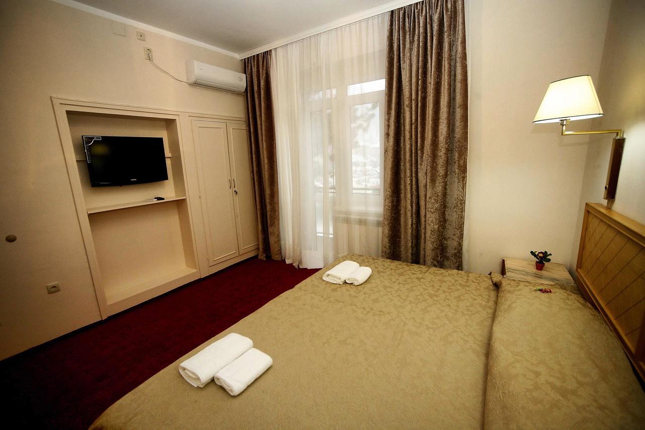 Golden Inn Hotel Majdanpek Екстериор снимка