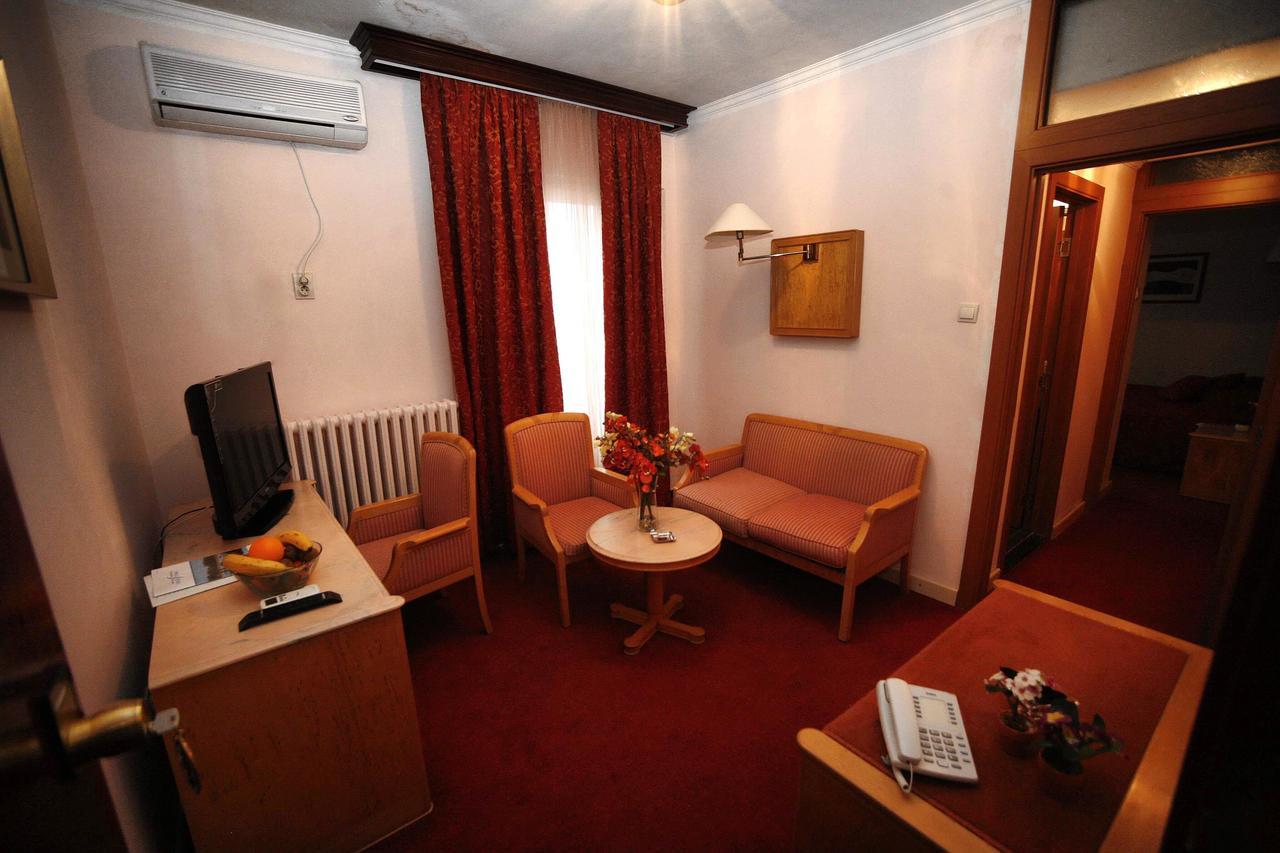 Golden Inn Hotel Majdanpek Екстериор снимка