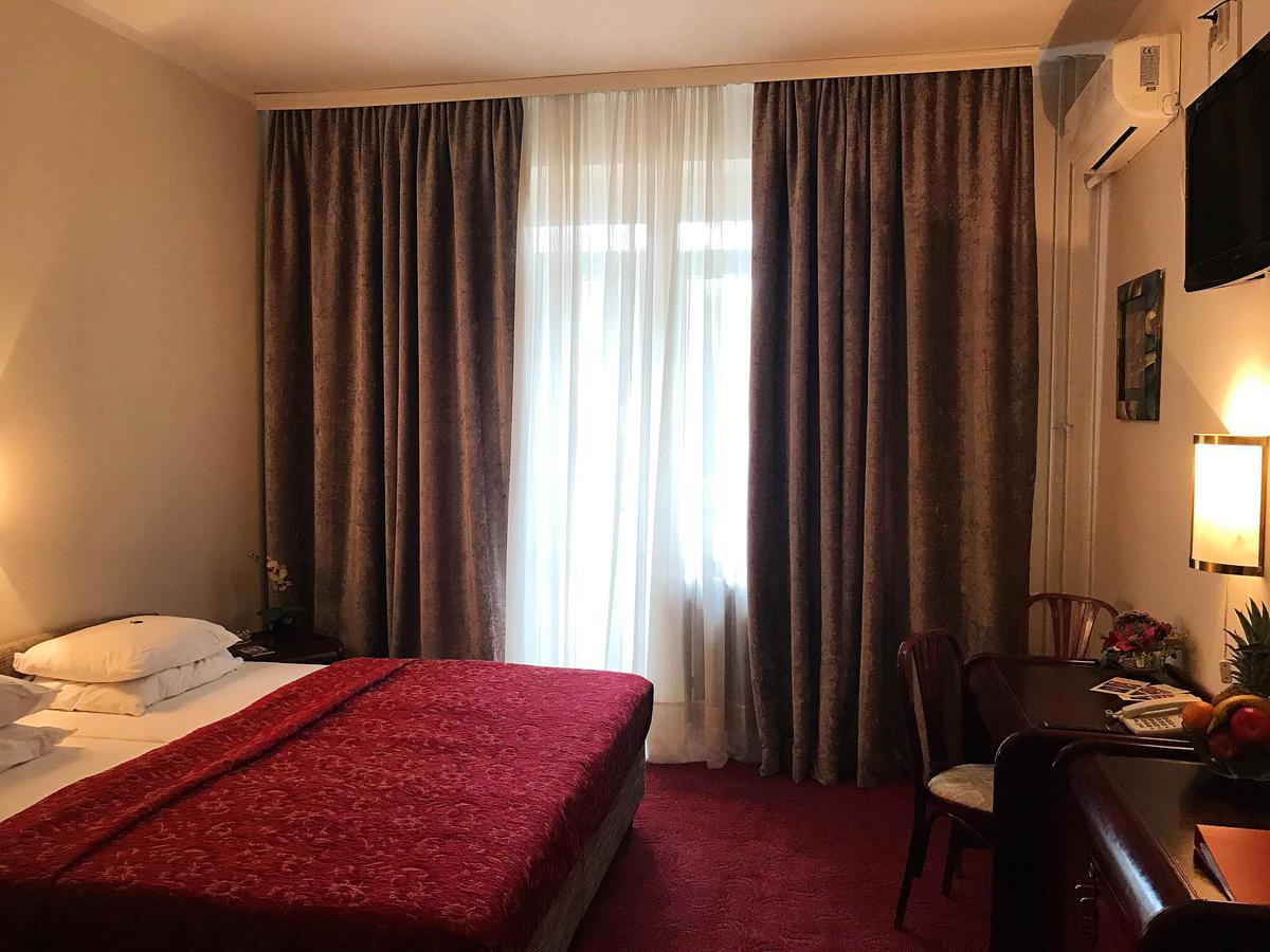 Golden Inn Hotel Majdanpek Екстериор снимка
